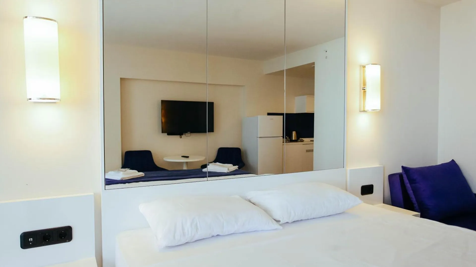 Guest house Beachfront Place Batumi